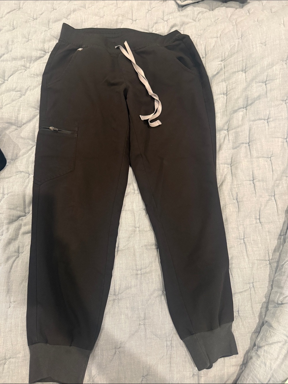 Women’s fig scrub pants